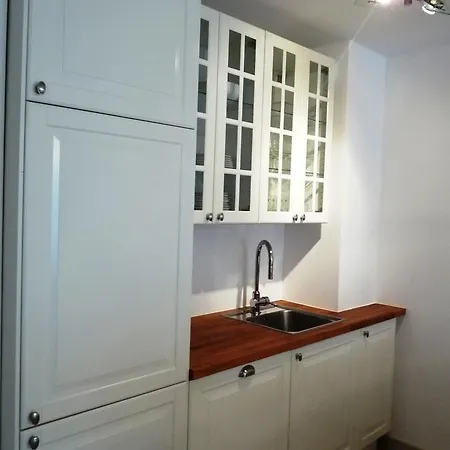 아파트 Elegant Two Bedroom With Modern Design And Terrace Close To Beaches And Center 546 *